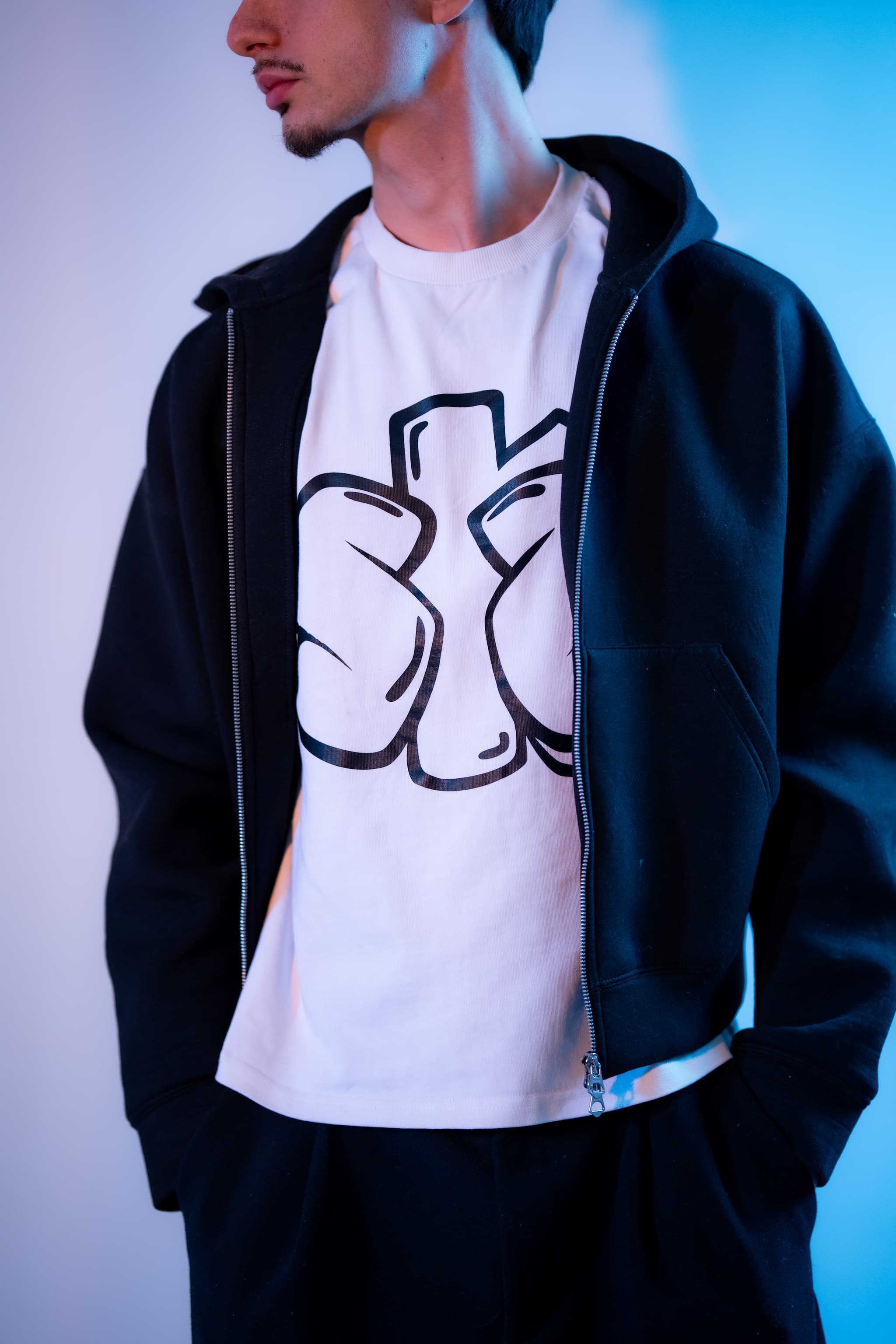 BUBBLE GUM WHITE TEE